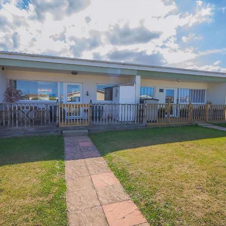 Chalet For Hire At Rainbows End Near A Beautiful Norfolk Beach Ref 31039R Bacton (Norfolk) Exterior foto